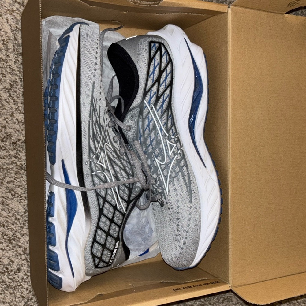 Mizuno Wave Inspire 20